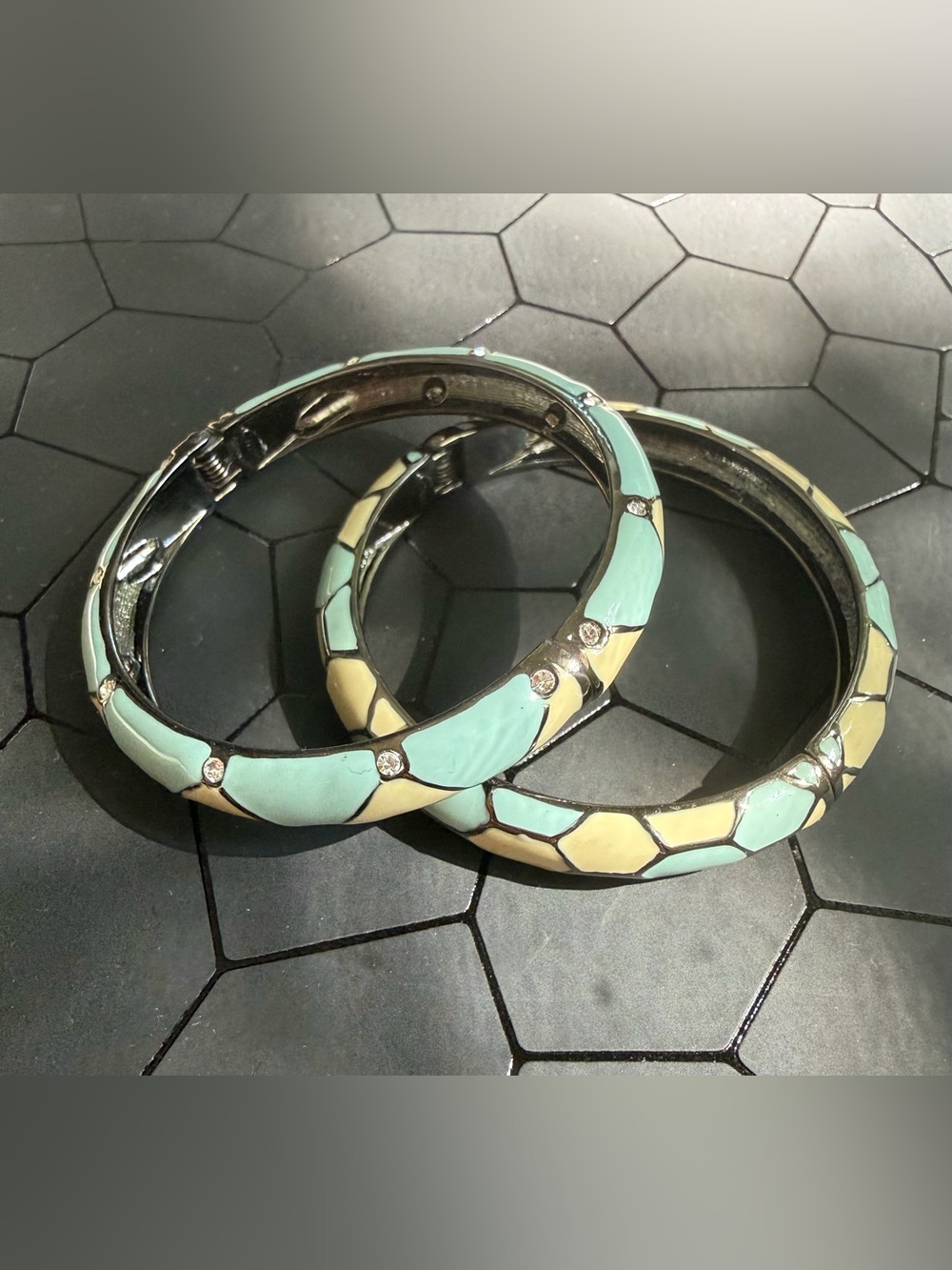 Joan Rivers Classic Collection 1990s Vintage Hinged Enamel Bangle Bracelets 2